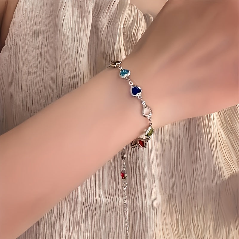 Wilma | Heart-Shaped Statement Bracelet
