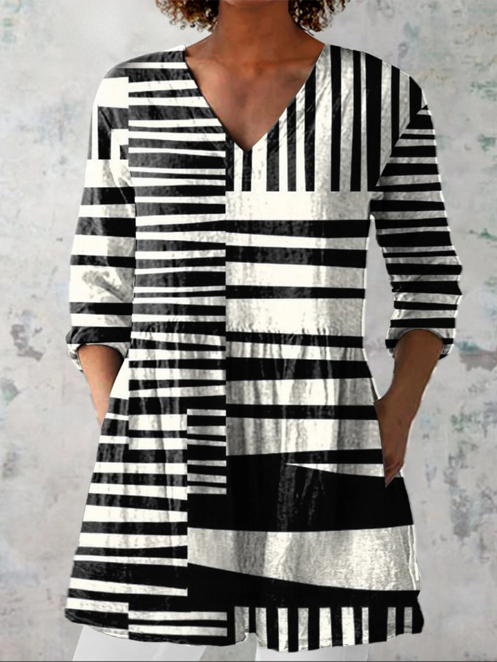 Flossie | Long V-Neck Fluid Blouse