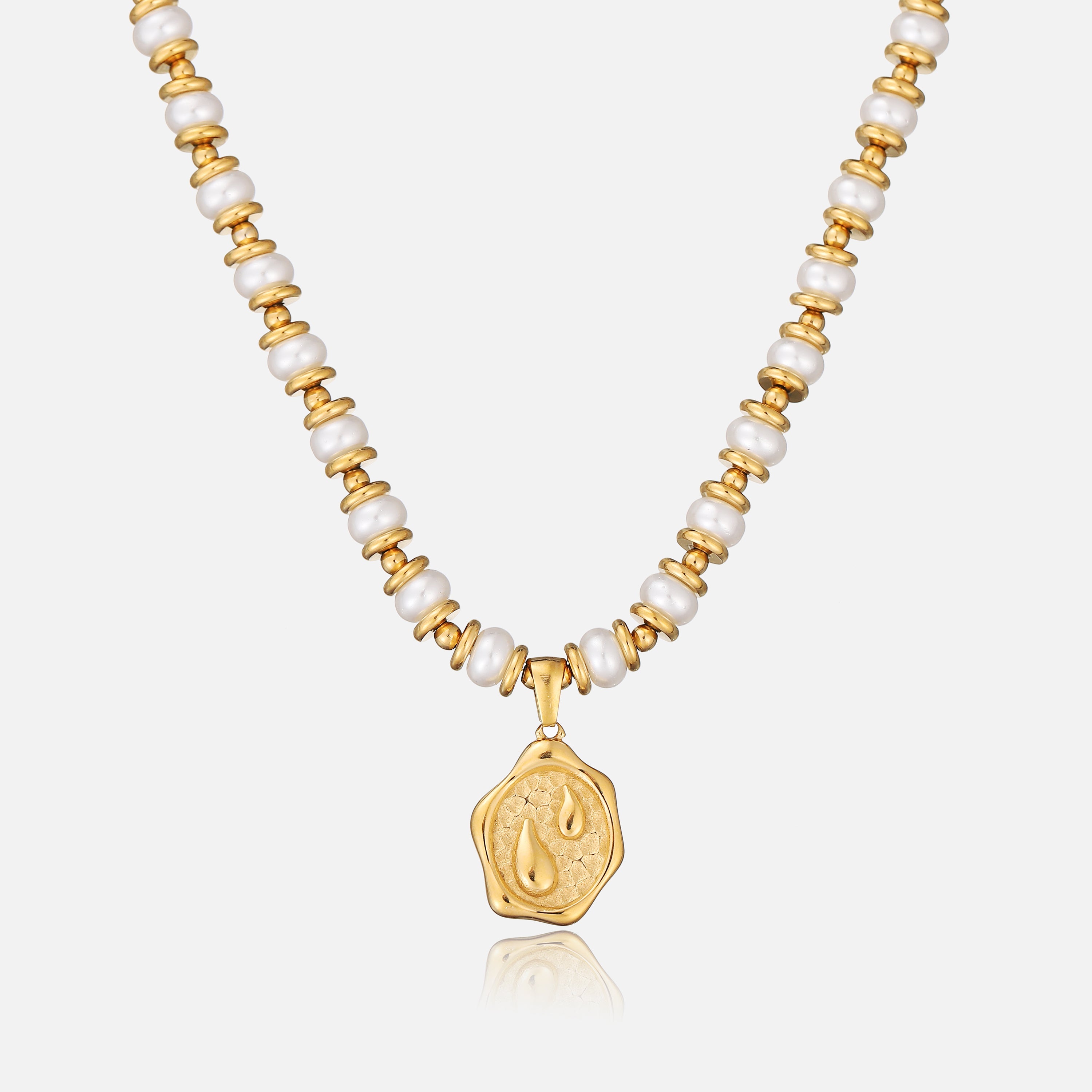 Rosalind | Pearl & Gold Pendant Necklace