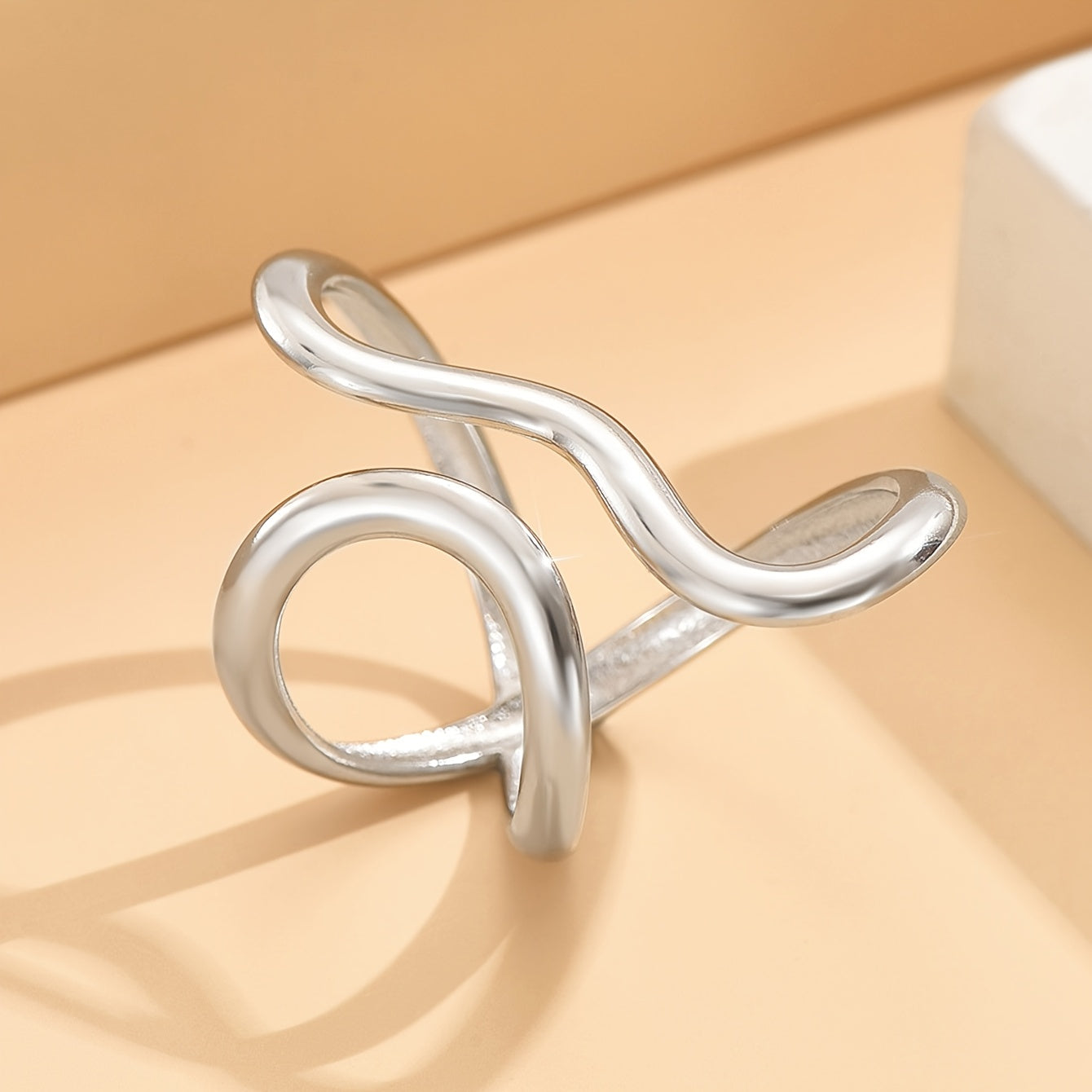 Dina | Asymmetric Wave Statement Ring