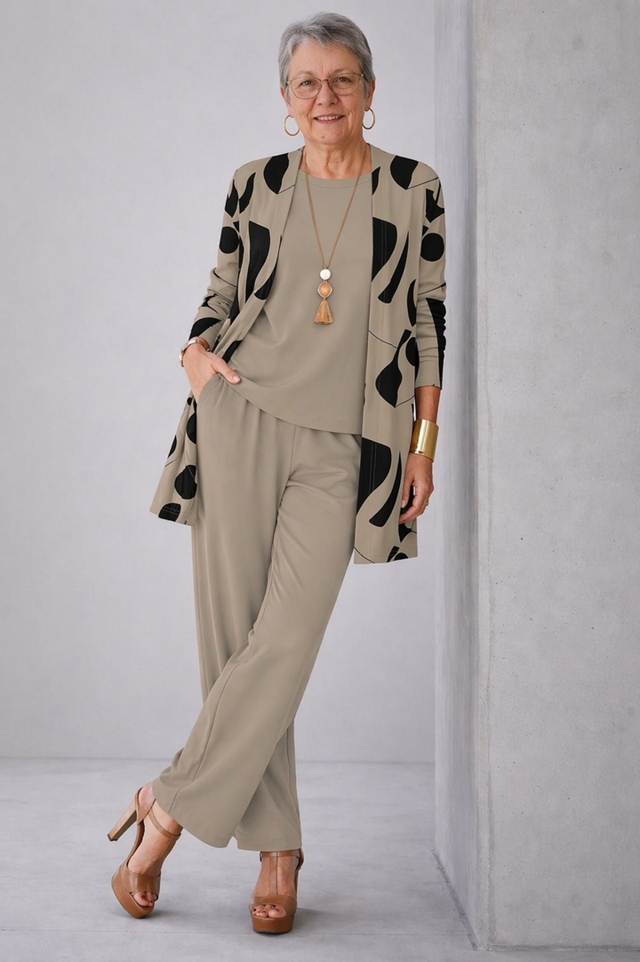 Fia | Three-Piece Set in Natural Tones