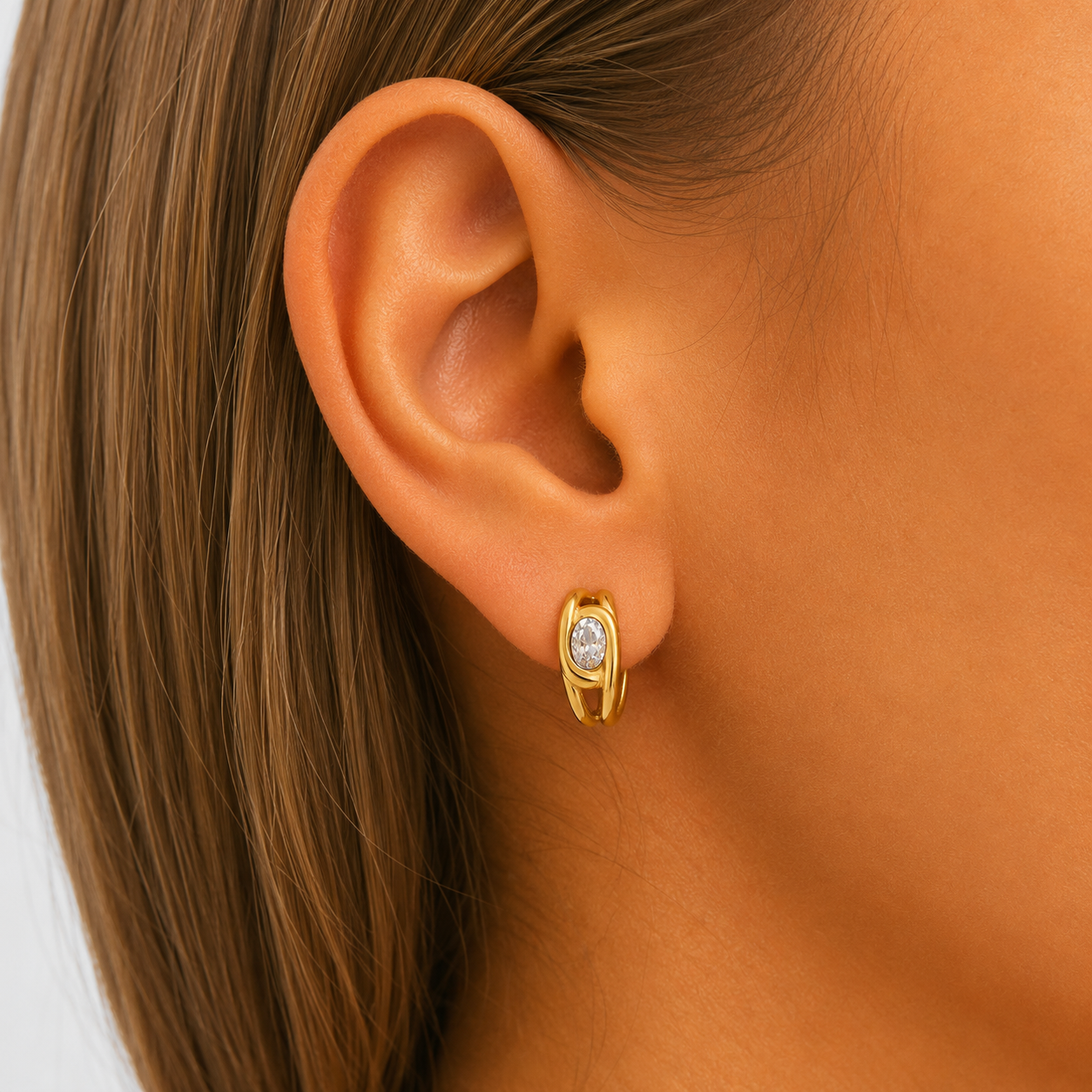 Vertie | Curved Gold Drop Earrings