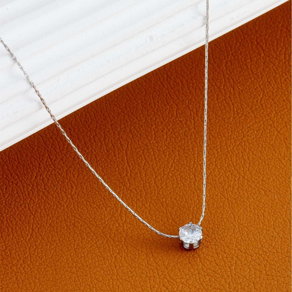 Lumi | Minimalist Pendant Charm Necklace