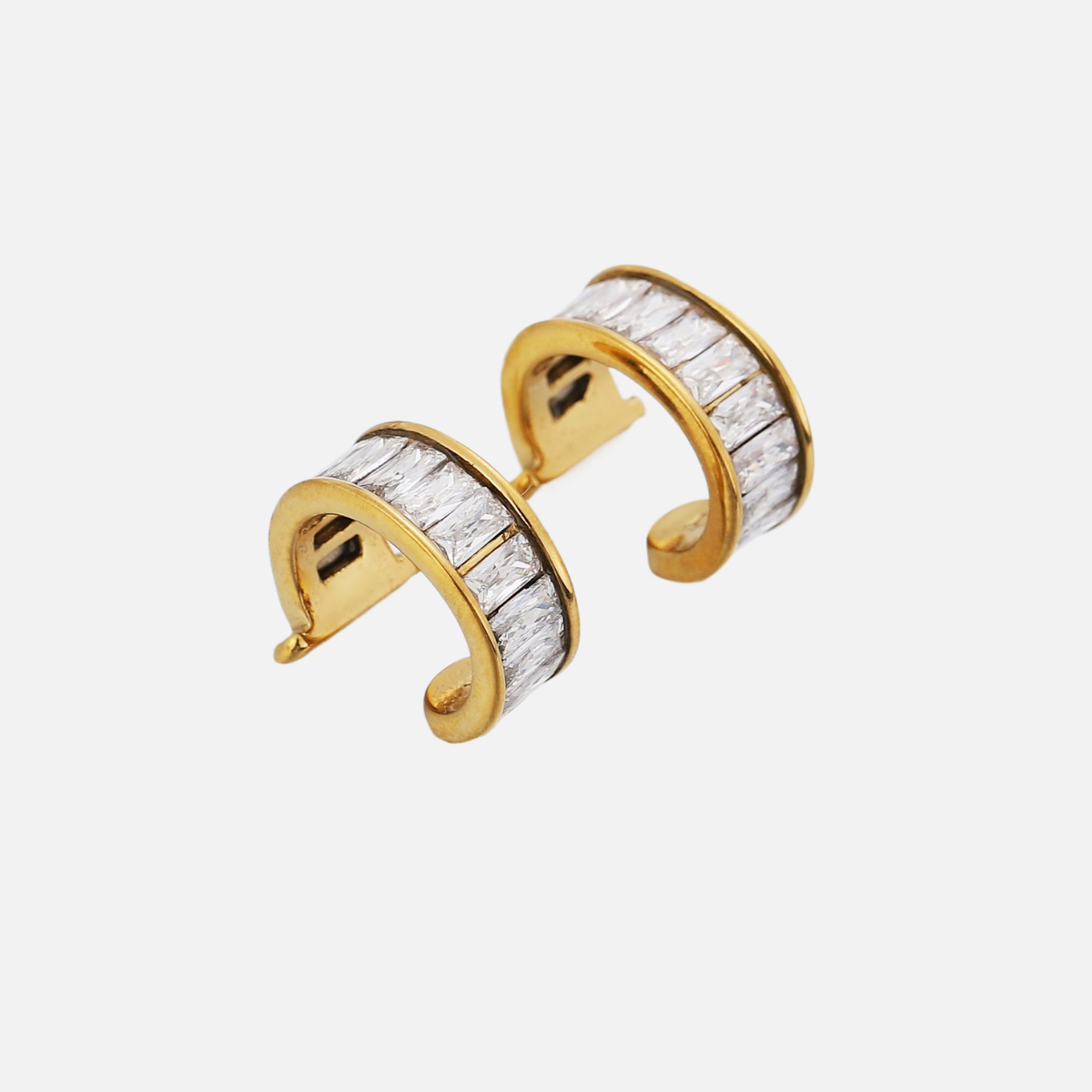Devona | Baguette-Cut Gold Earcuffs