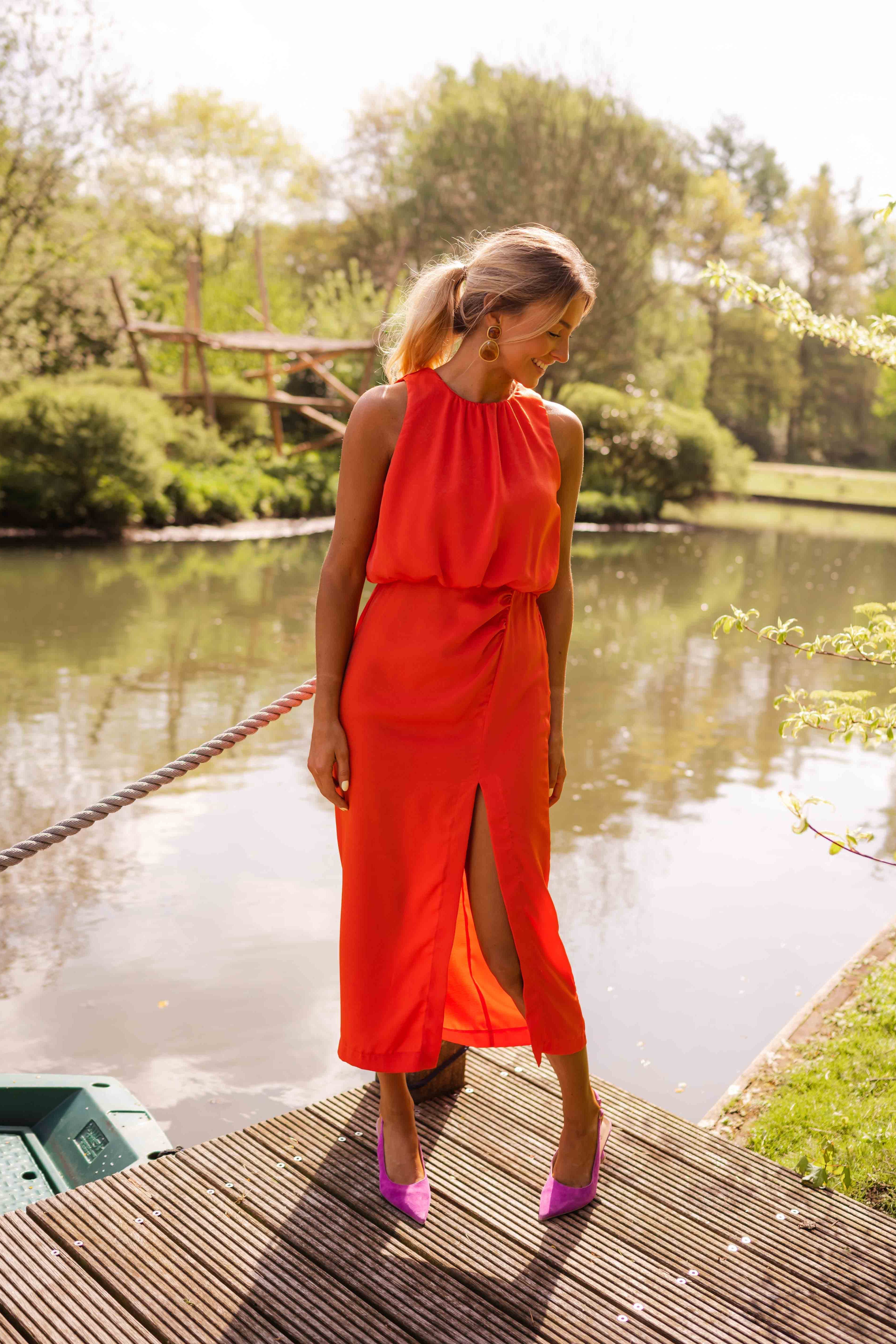 Honor | Elegant Sleeveless Midi Dress