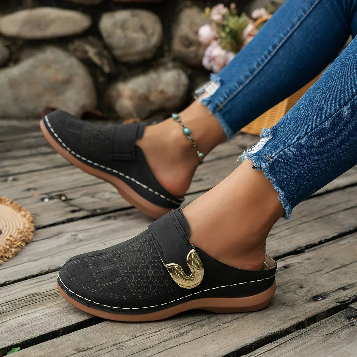 Unique | Supportive Wedge Sandals