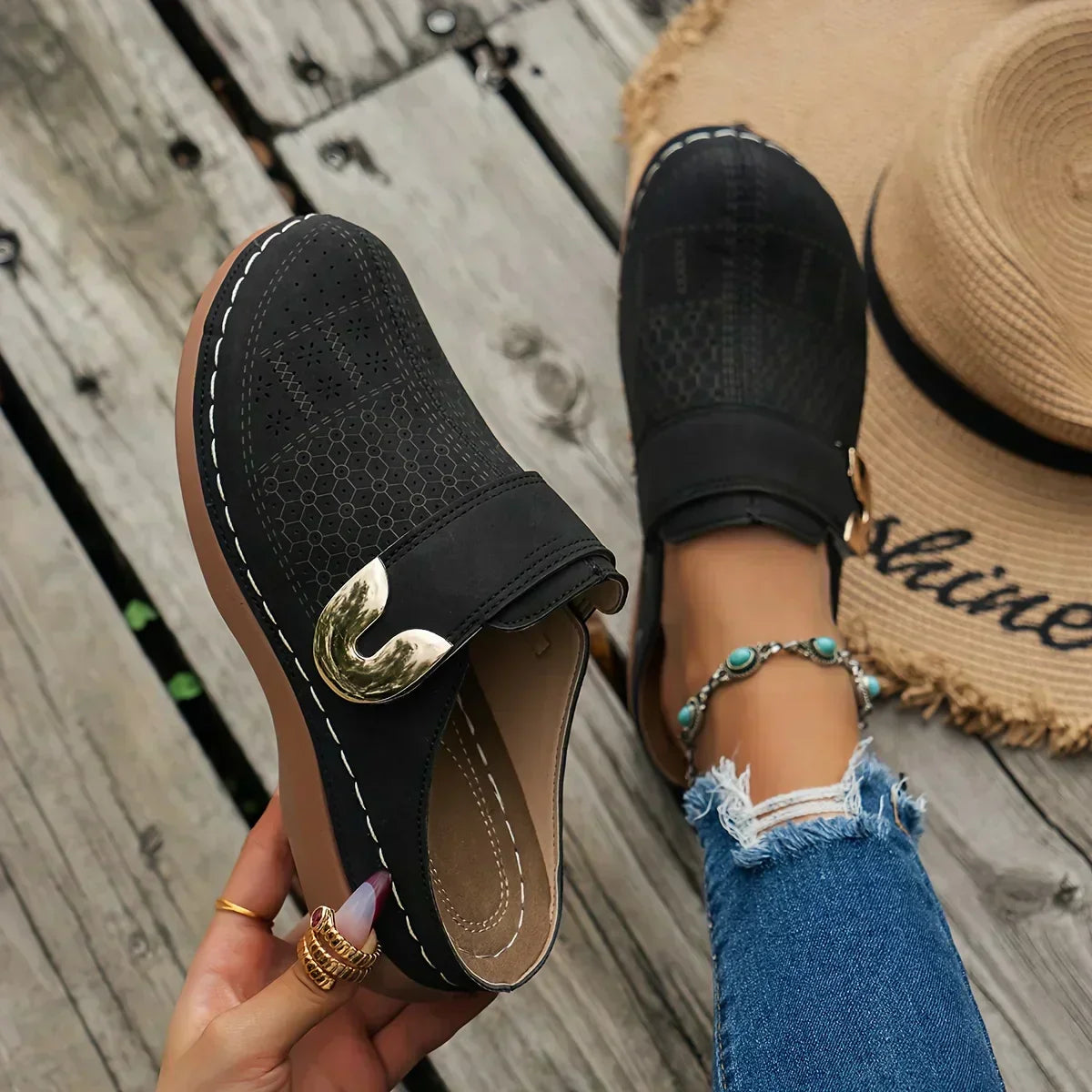Unique | Supportive Wedge Sandals