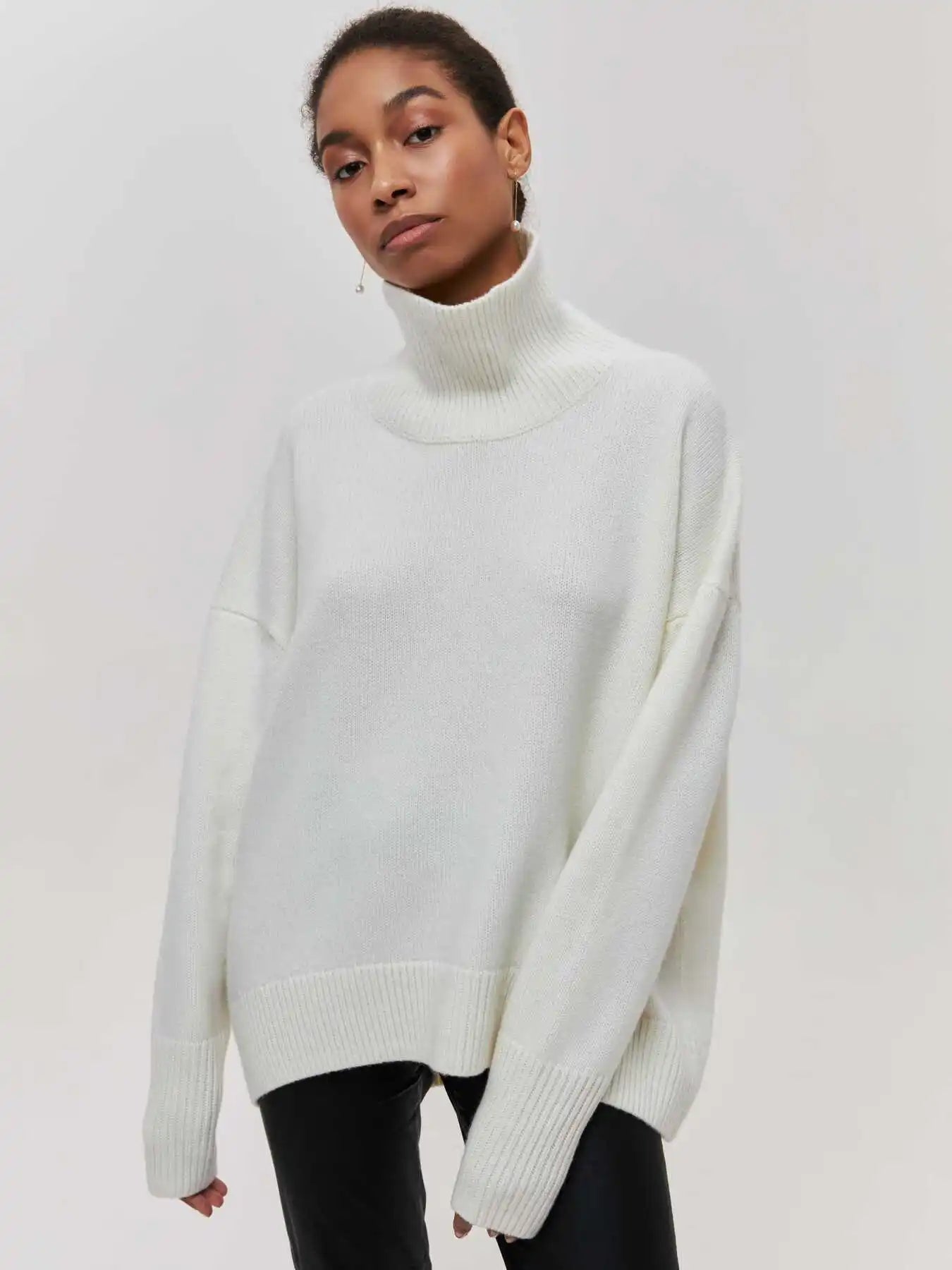 Céleste | Oversized Turtleneck Sweater