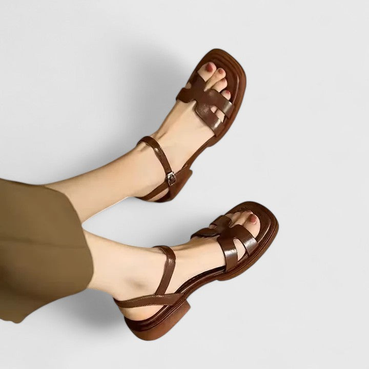 Ursula | Elegant Flat Leather Sandals