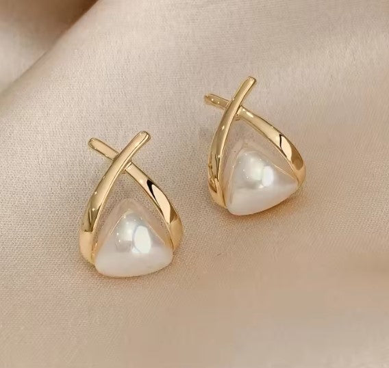 Angela | Vintage Pearl Drop Earrings