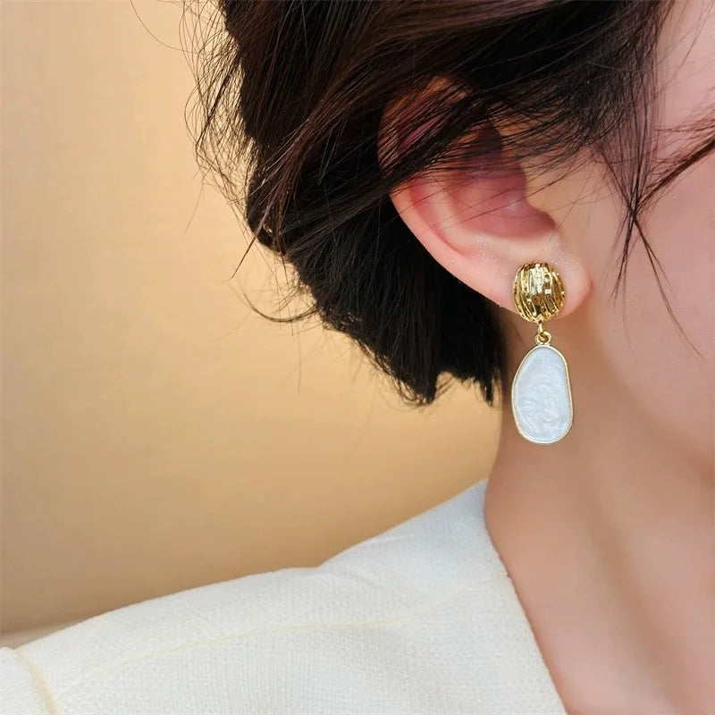 Hilda | Vintage Enamel Oval Drop Earrings