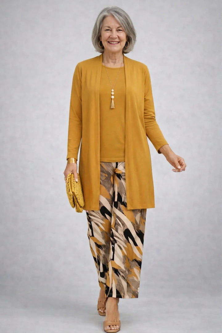 Cambree | Classic Three-Piece Set in Natural Tones