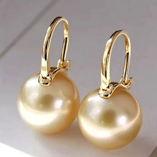Quiana | Golden Pearl Drop Earrings