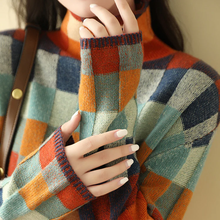 Vivienne | Retro Plaid Cozy Knit Sweater
