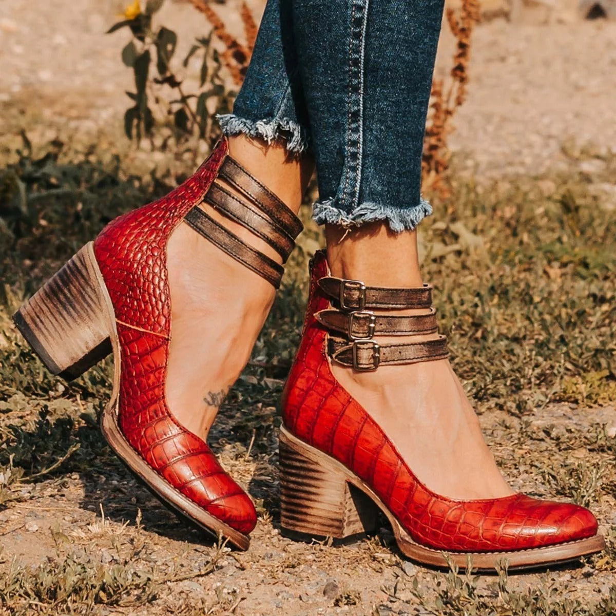 Queen | Buckle Strap Block Heel