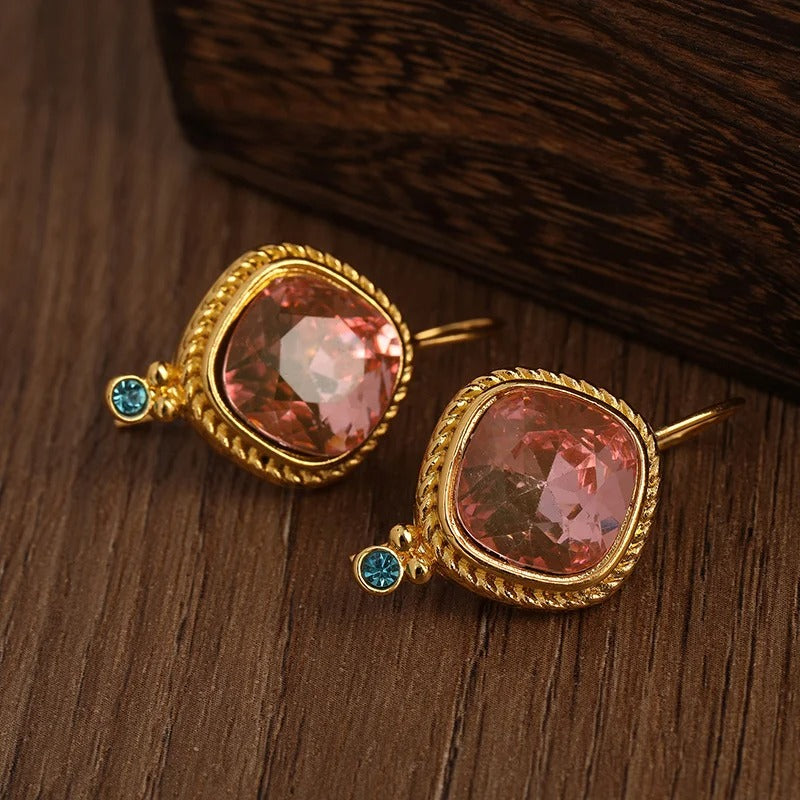 Uma | Classic Stud Earrings