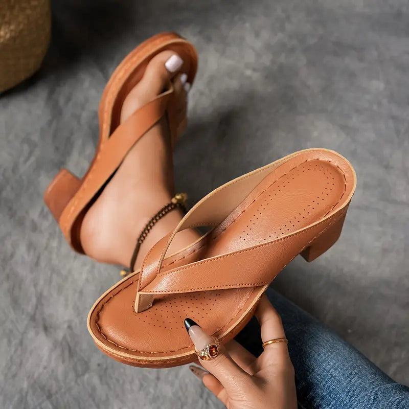Teresa | Elegant Relaxed Block-Heel Sandals