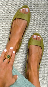 Vashti | Chic Comfort Gold Sandals