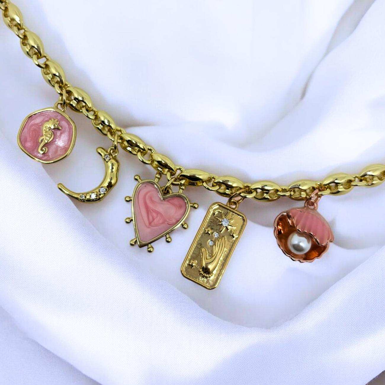 Rylinn | Seashell Charm Pendant Necklace