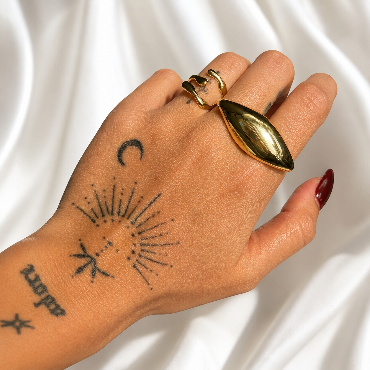 Solveig | Sculptural Double-Finger Ring