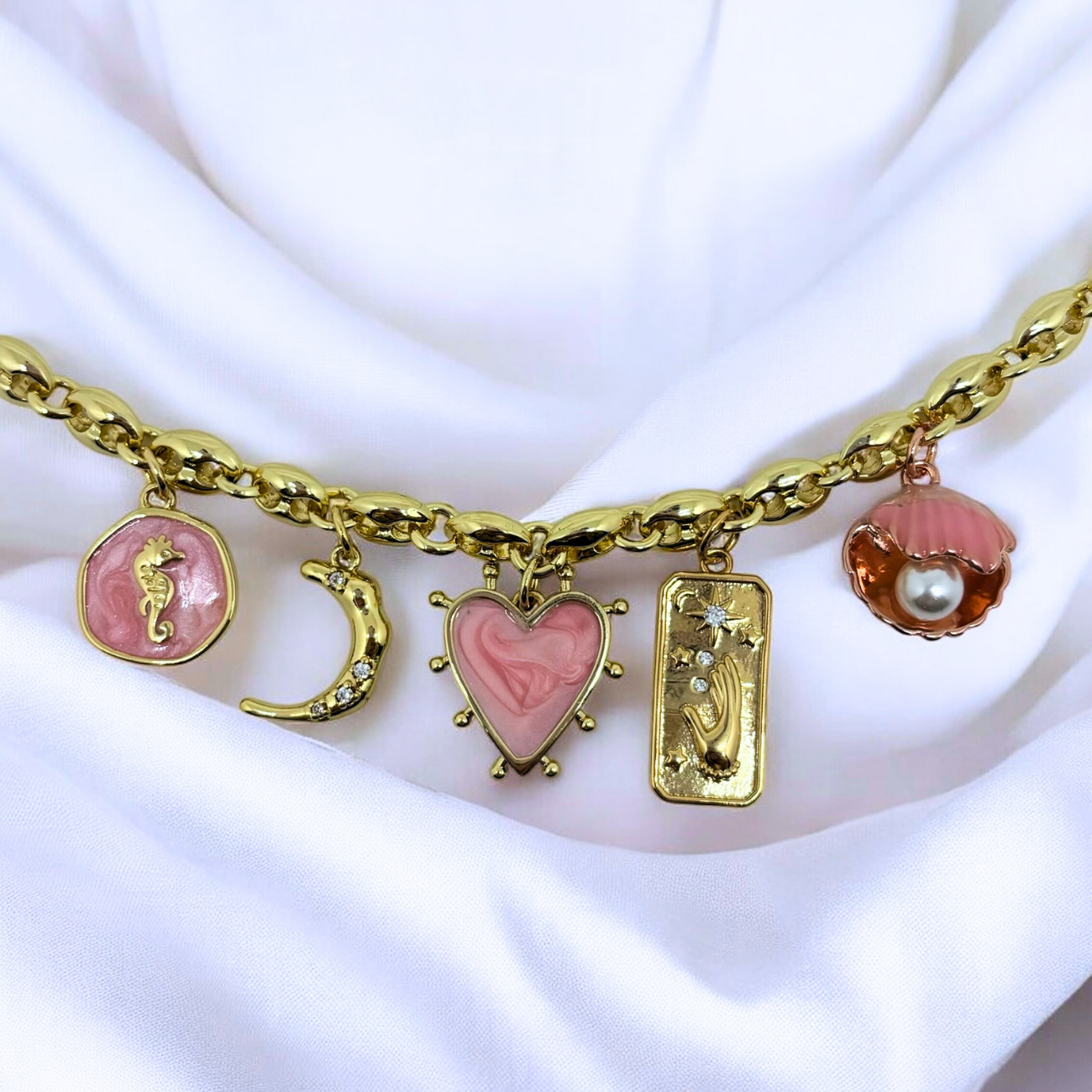 Rylinn | Seashell Charm Pendant Necklace