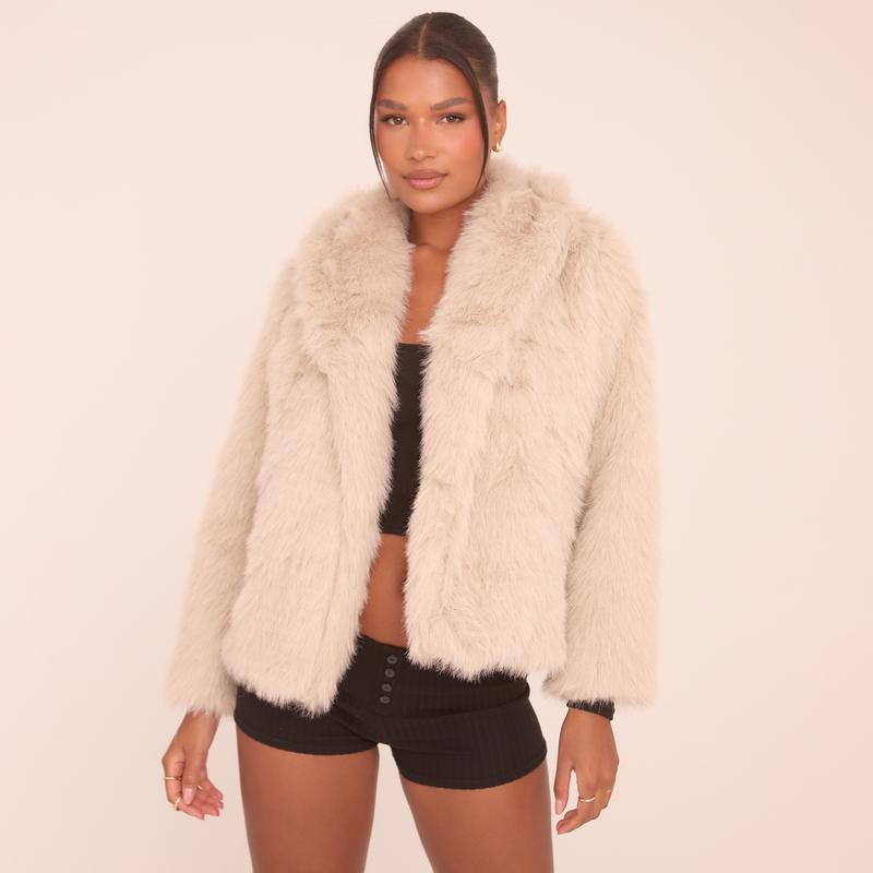Vivienne | Oversized Collar Cropped Winter Jacket