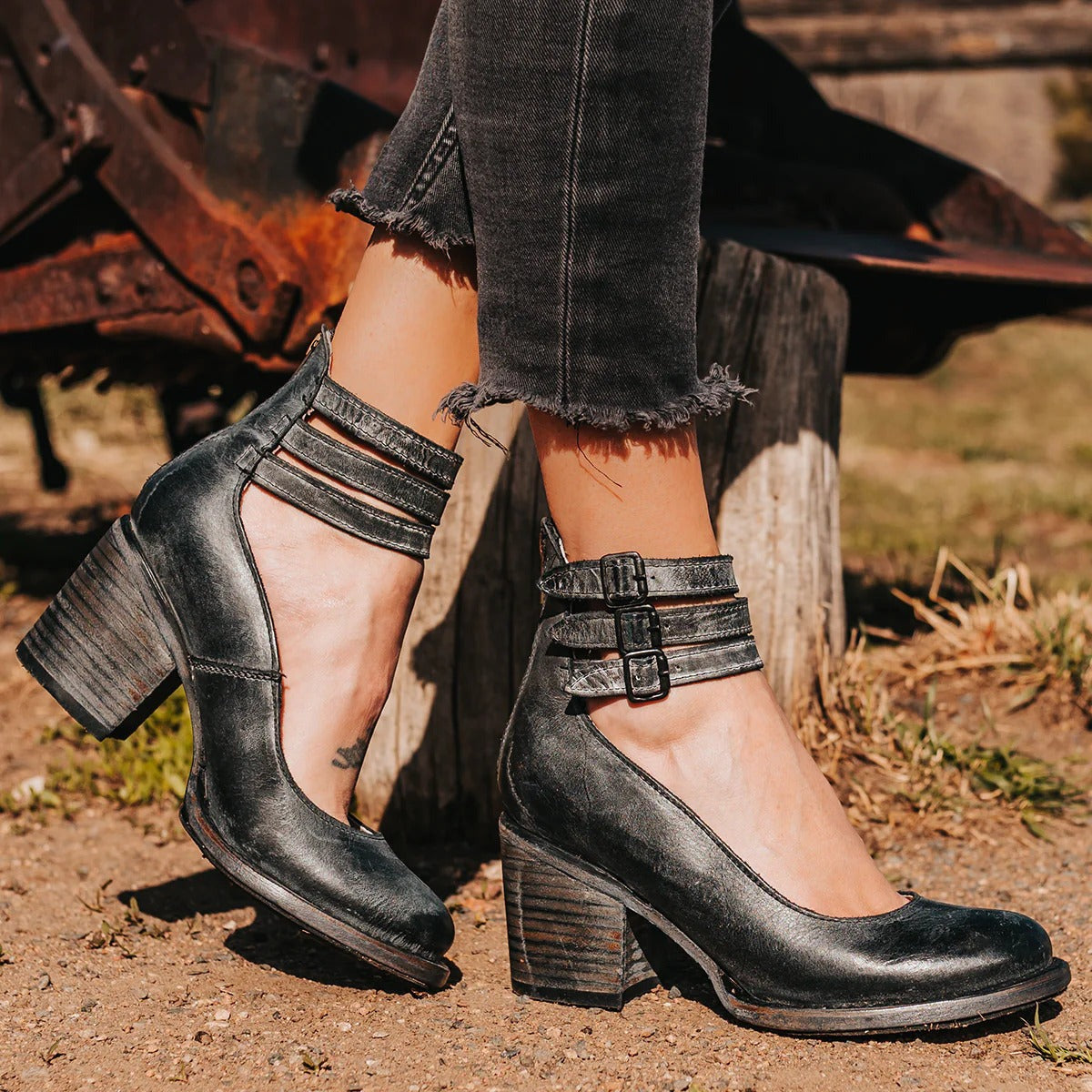 Queen | Buckle Strap Block Heel