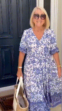 Wynonna | Graceful V-Neck Floral Maxi