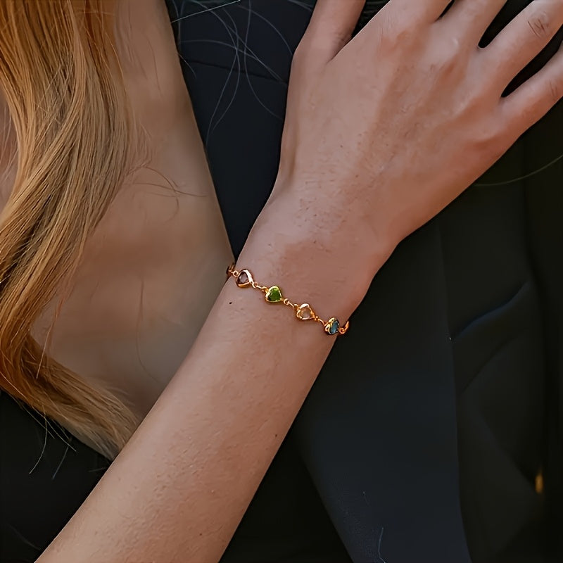Wilma | Heart-Shaped Statement Bracelet