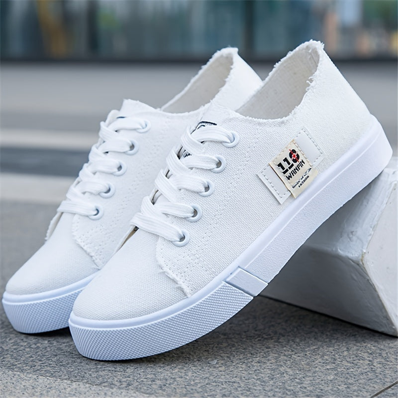 Céleste | Classic Canvas Low-Top Sneakers