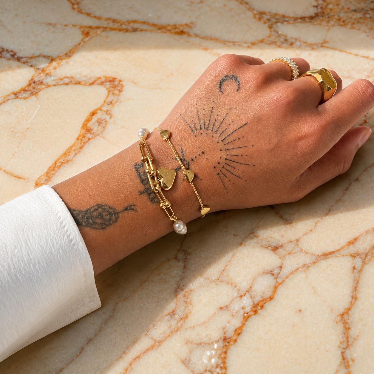 Pearly | Heart Charm Bracelet