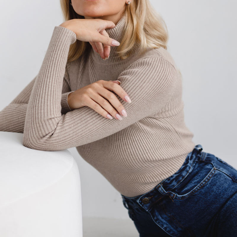 Céleste | Ribbed Turtleneck Sweater