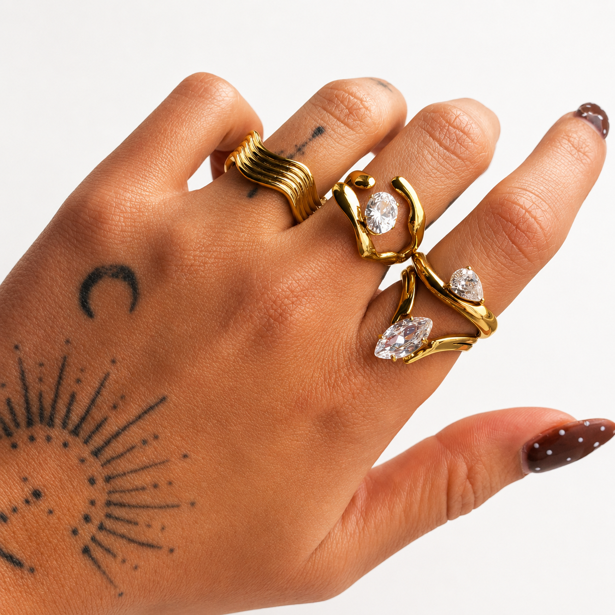 Zia | Sculptural Wave Statement Ring