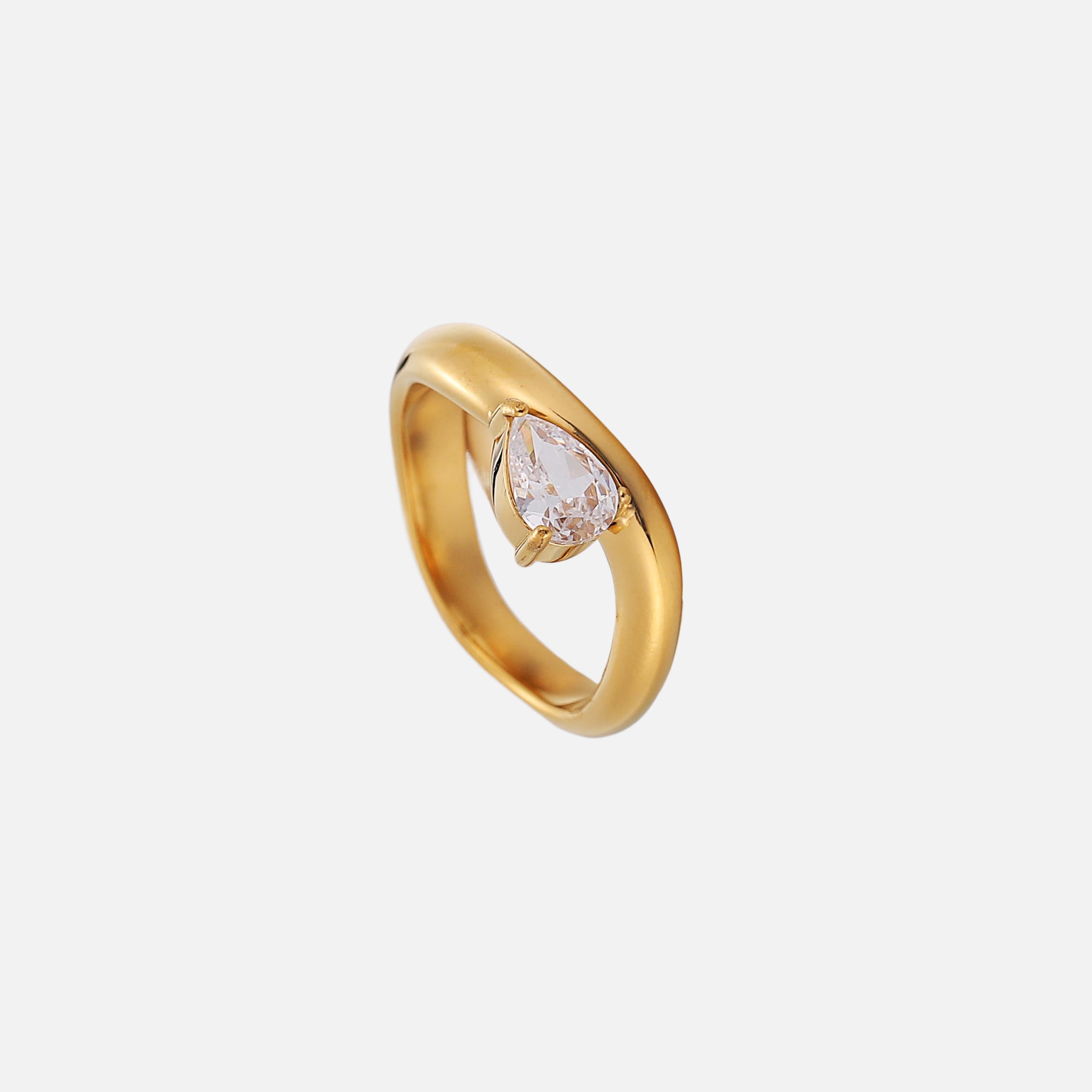 Earline | Sculpted Curve Statement Ring