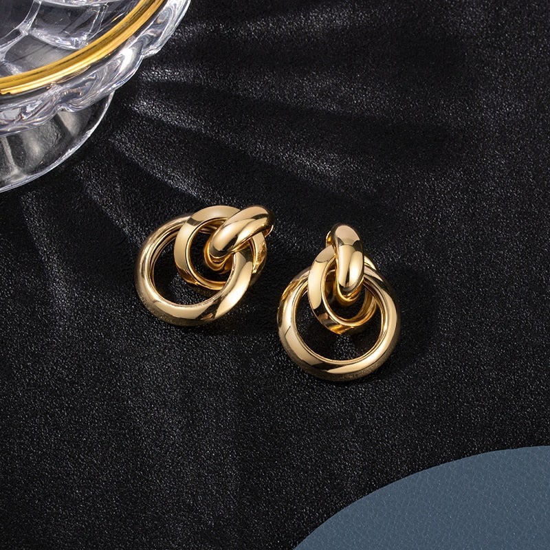 Unique | Classic Gold Hoop Earrings
