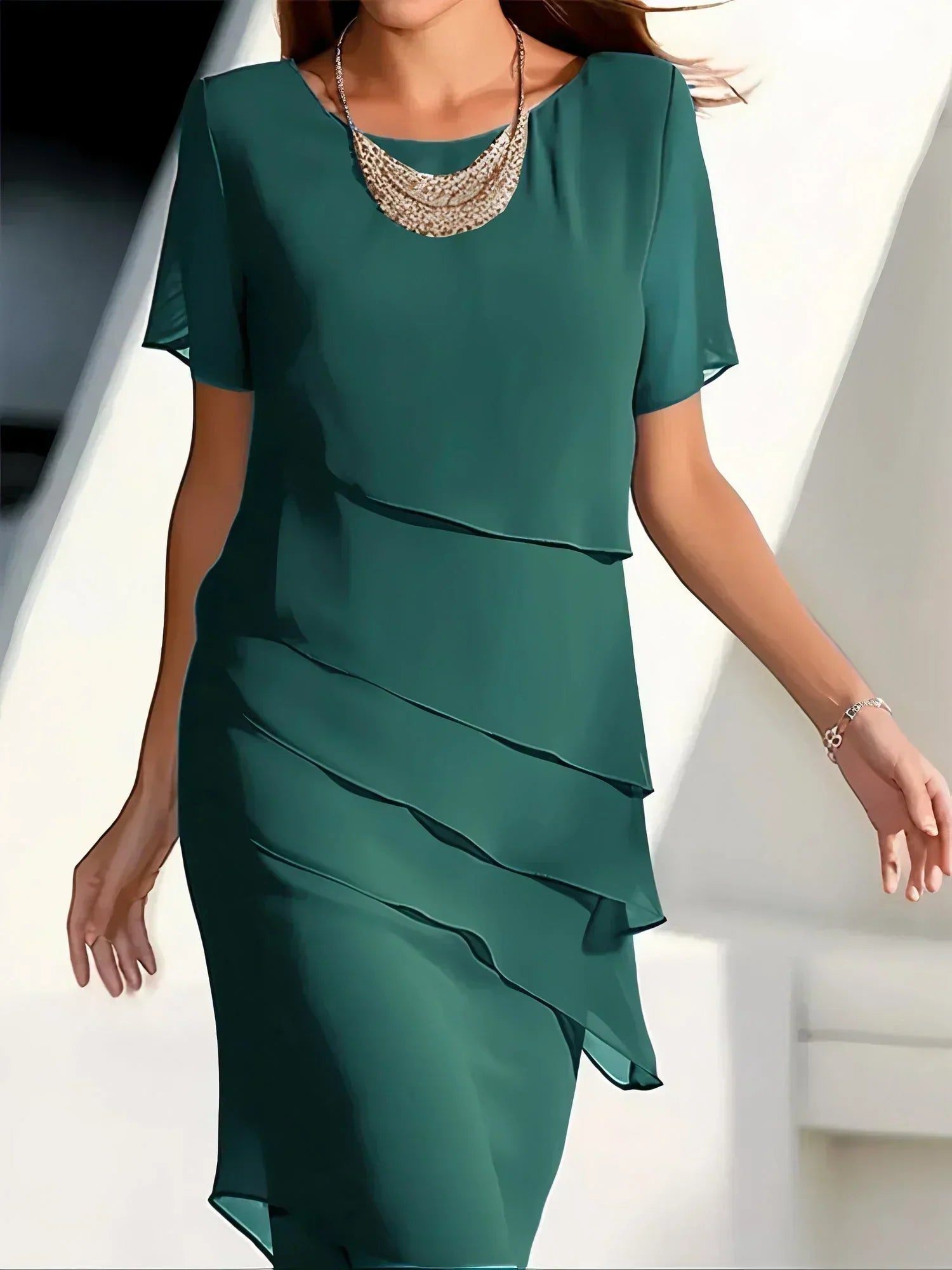 Unique | Short-Sleeve Midi Dress