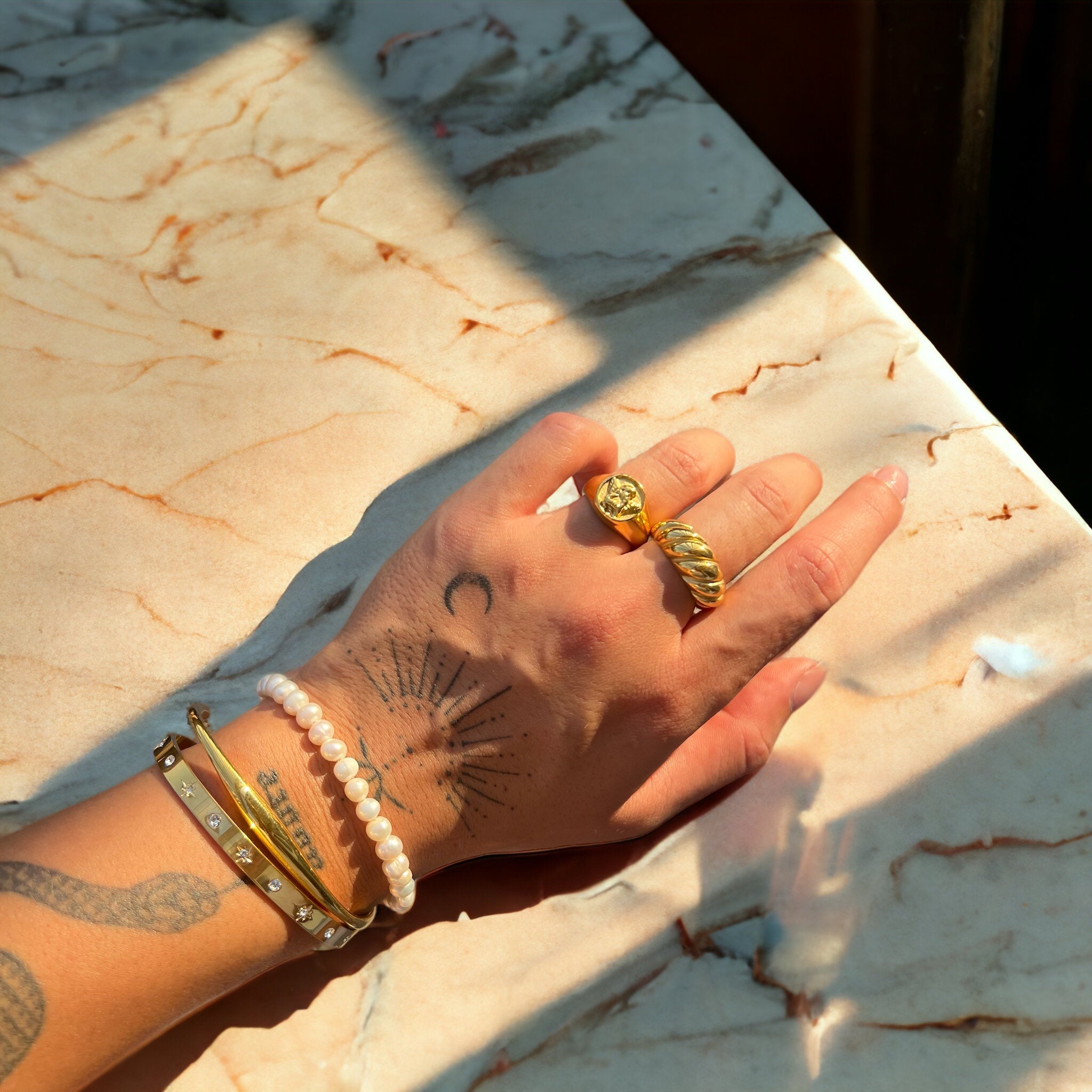 Stella | 18K Gold Croissant Ring
