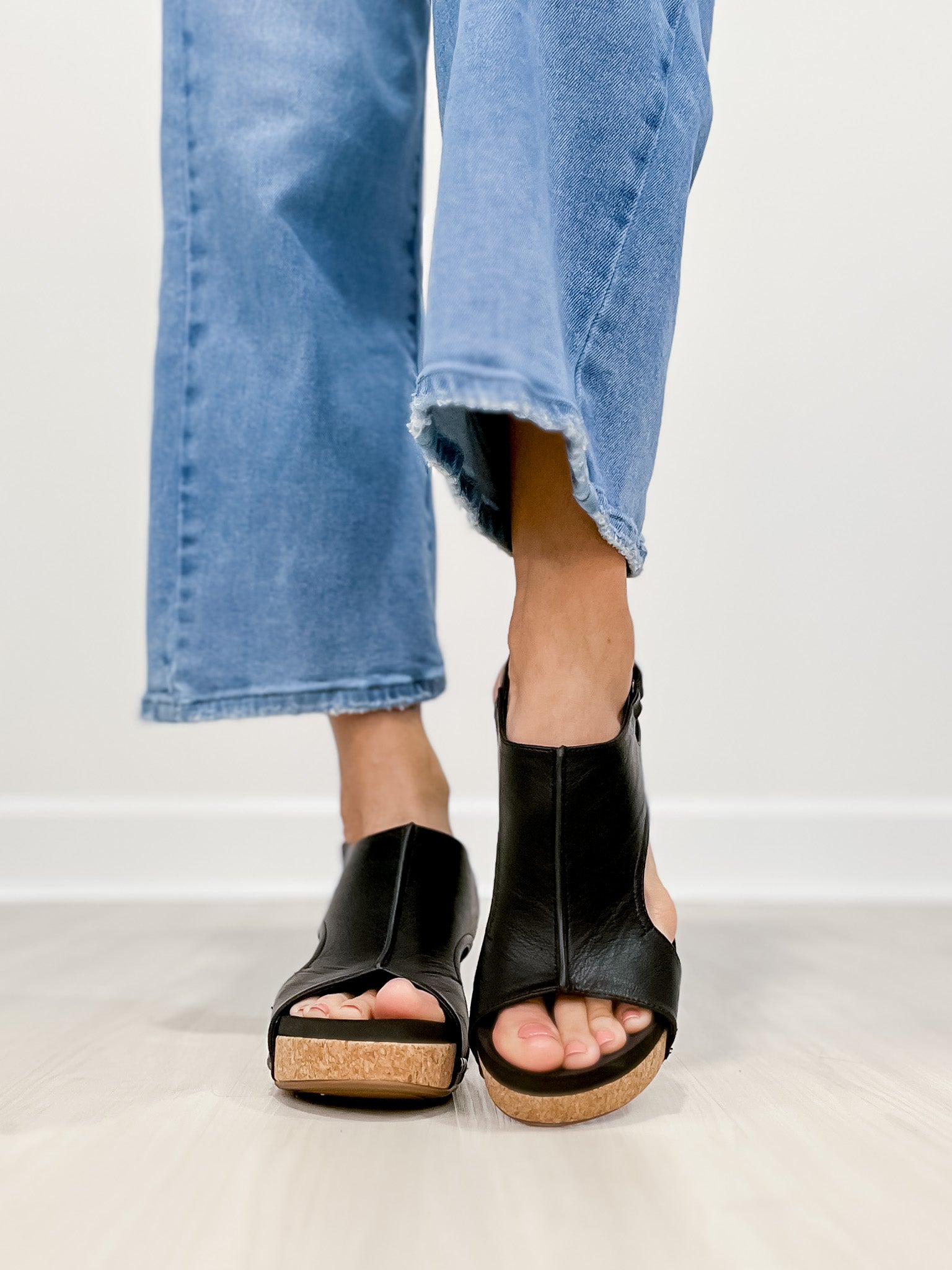 Carol | Wedge Sandal Effortless Lift