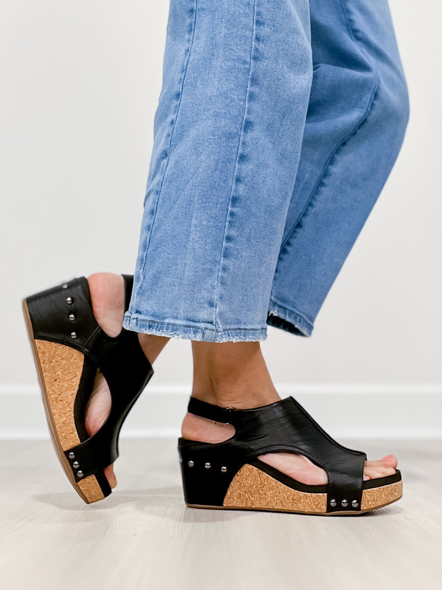 Carol | Wedge Sandal Effortless Lift