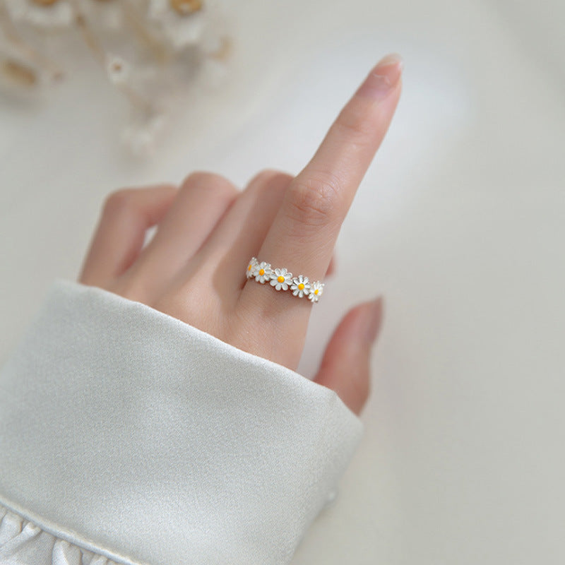 Daisy | Enamel Floral Adjustable Ring