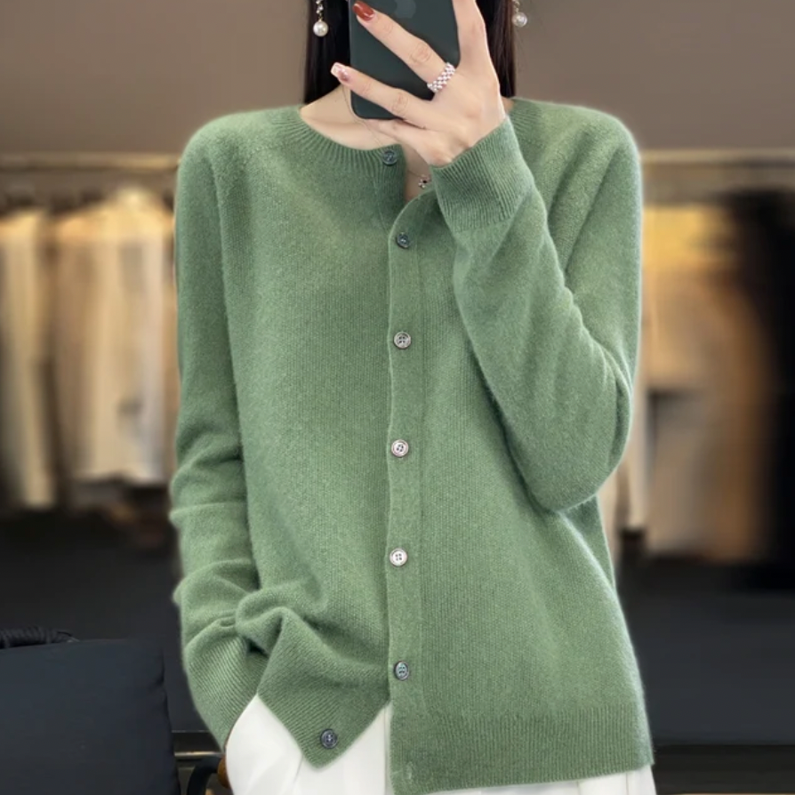 Céleste | Soft Button-Up Everyday Cardigan