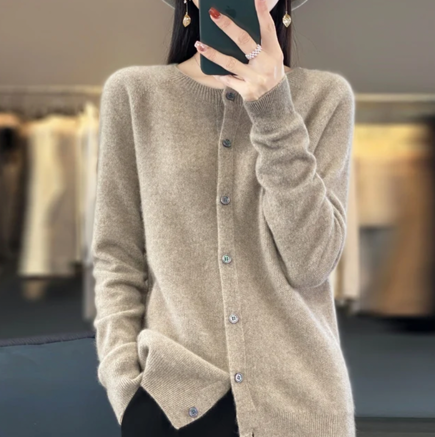 Céleste | Soft Button-Up Everyday Cardigan