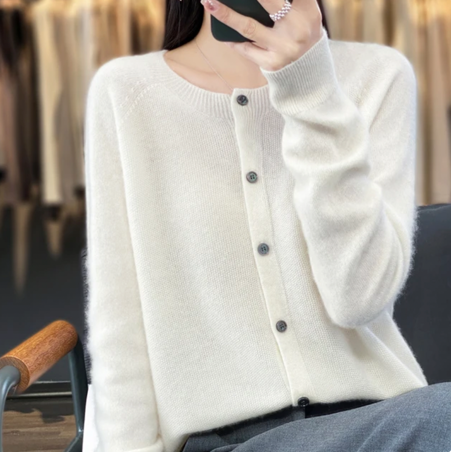 Céleste | Soft Button-Up Everyday Cardigan