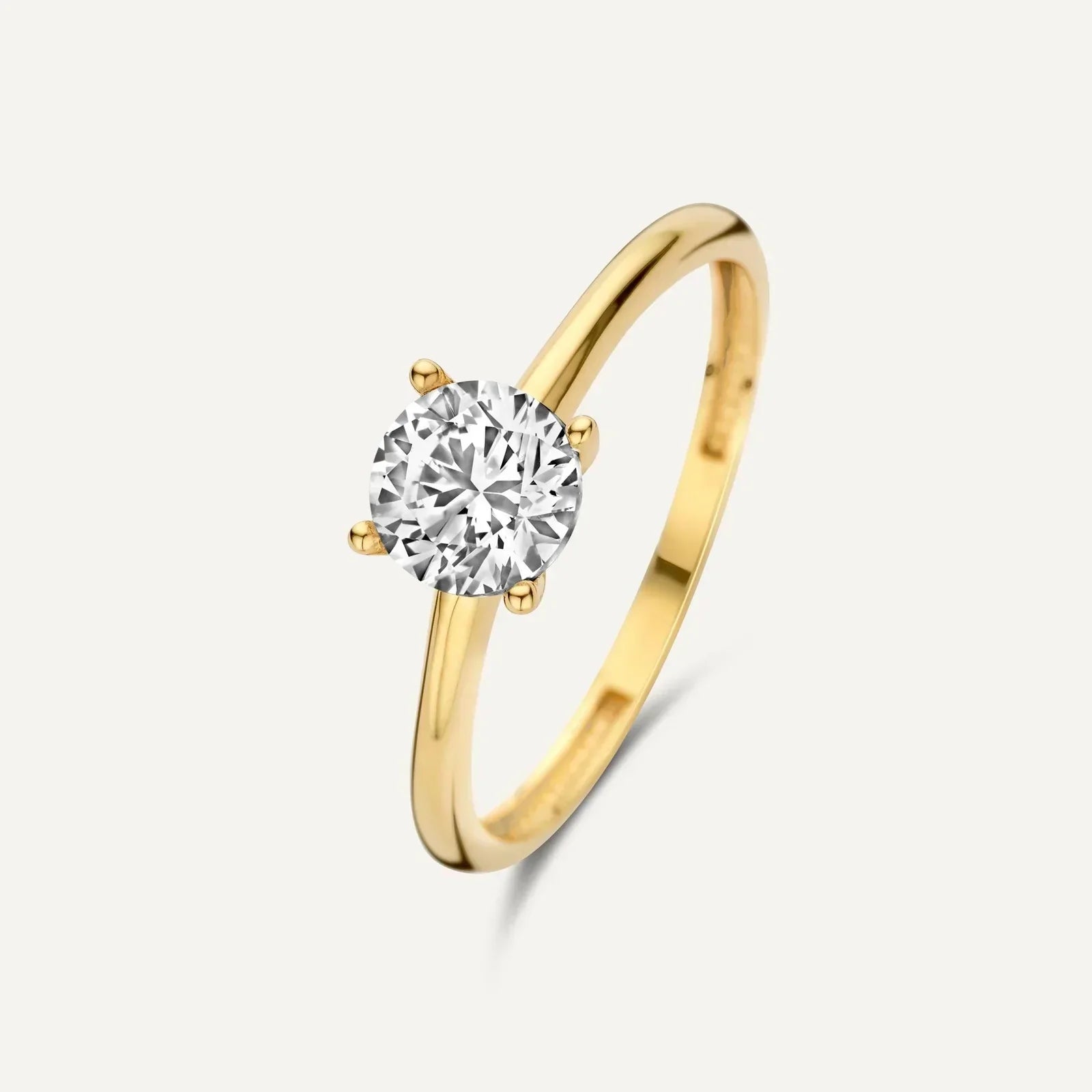 Pati | Sleek Coastal Statement Ring