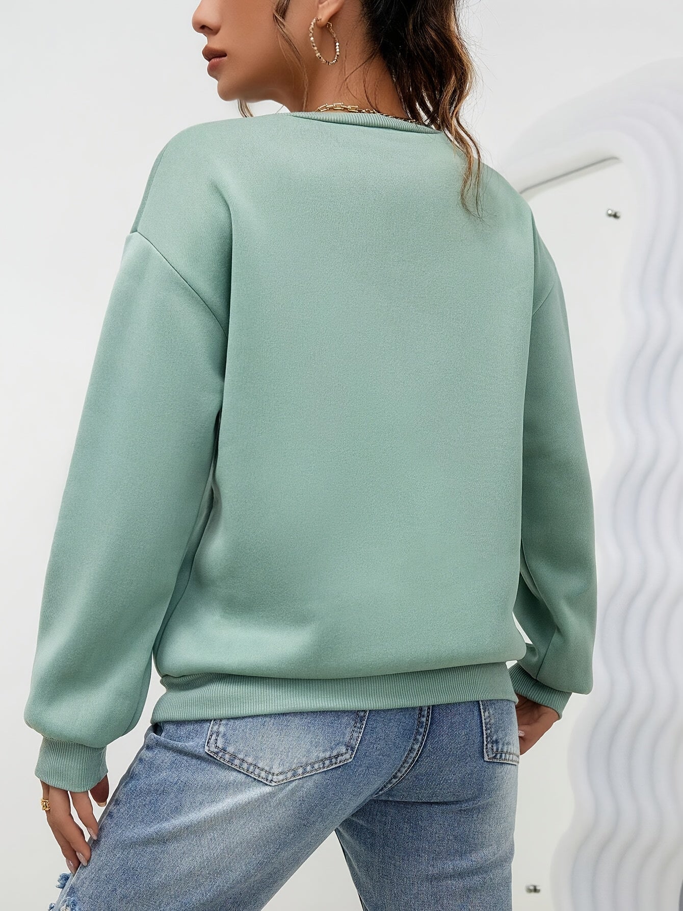 Céleste | Minimalist Heart Embroidery Sweatshirt