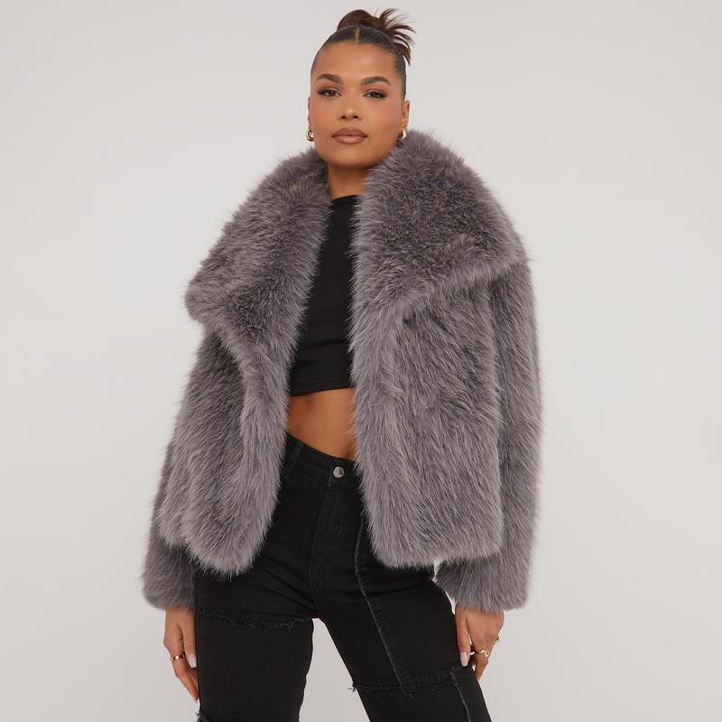 Vivienne | Oversized Collar Cropped Winter Jacket