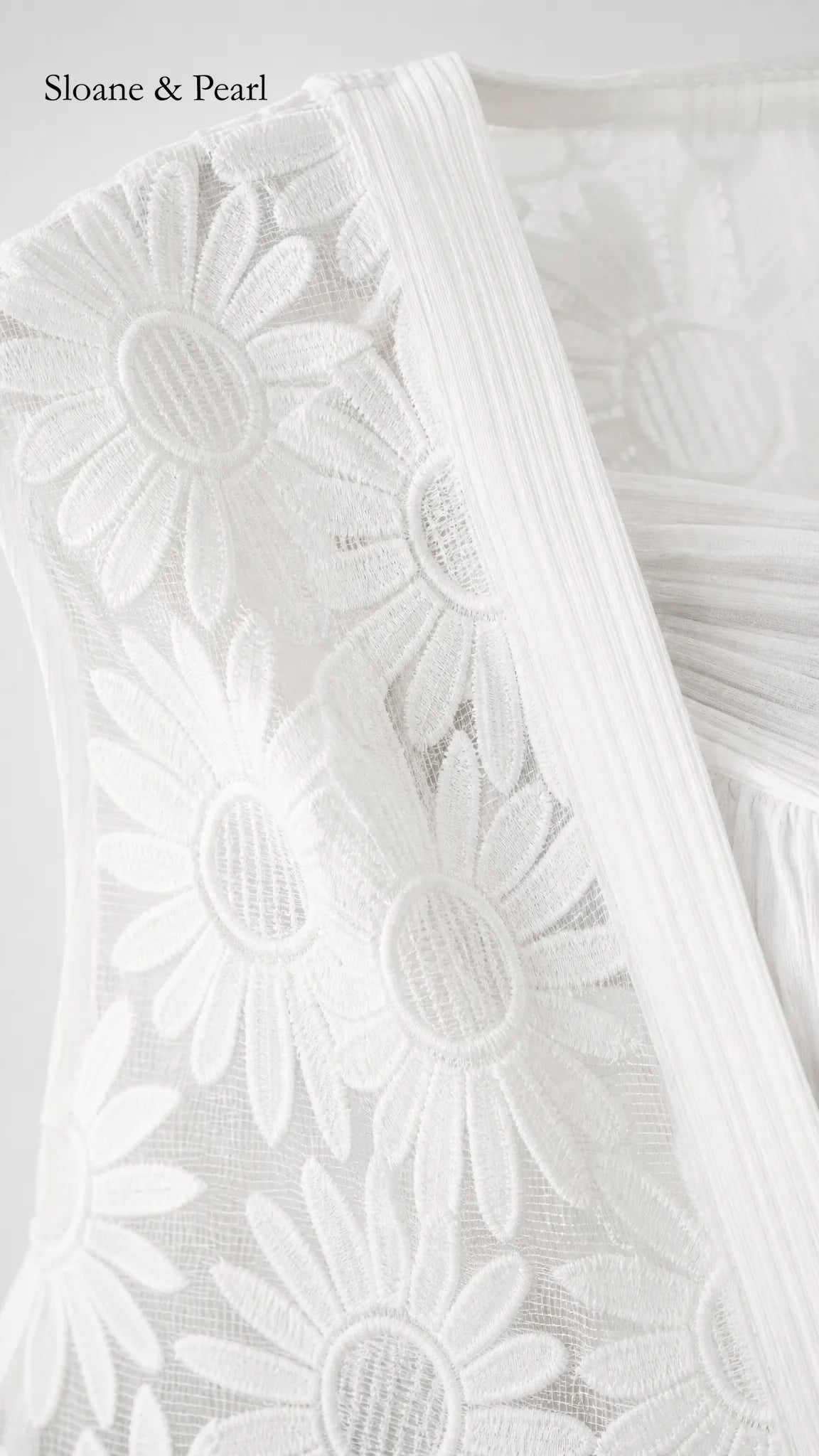 Karla | Lace Short-Sleeve Blouse