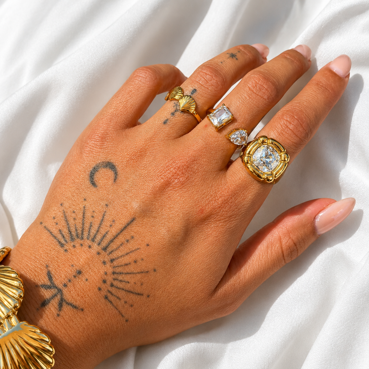 Vincenza | Adjustable Crystal Ring