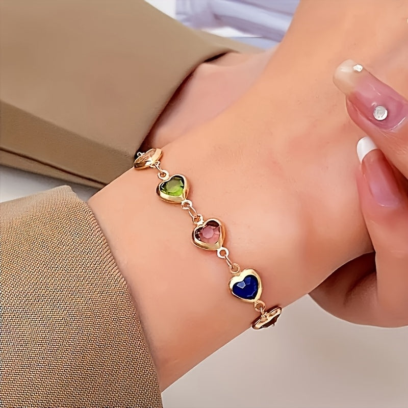 Wilma | Heart-Shaped Statement Bracelet