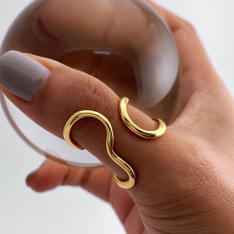 Dina | Asymmetric Wave Statement Ring